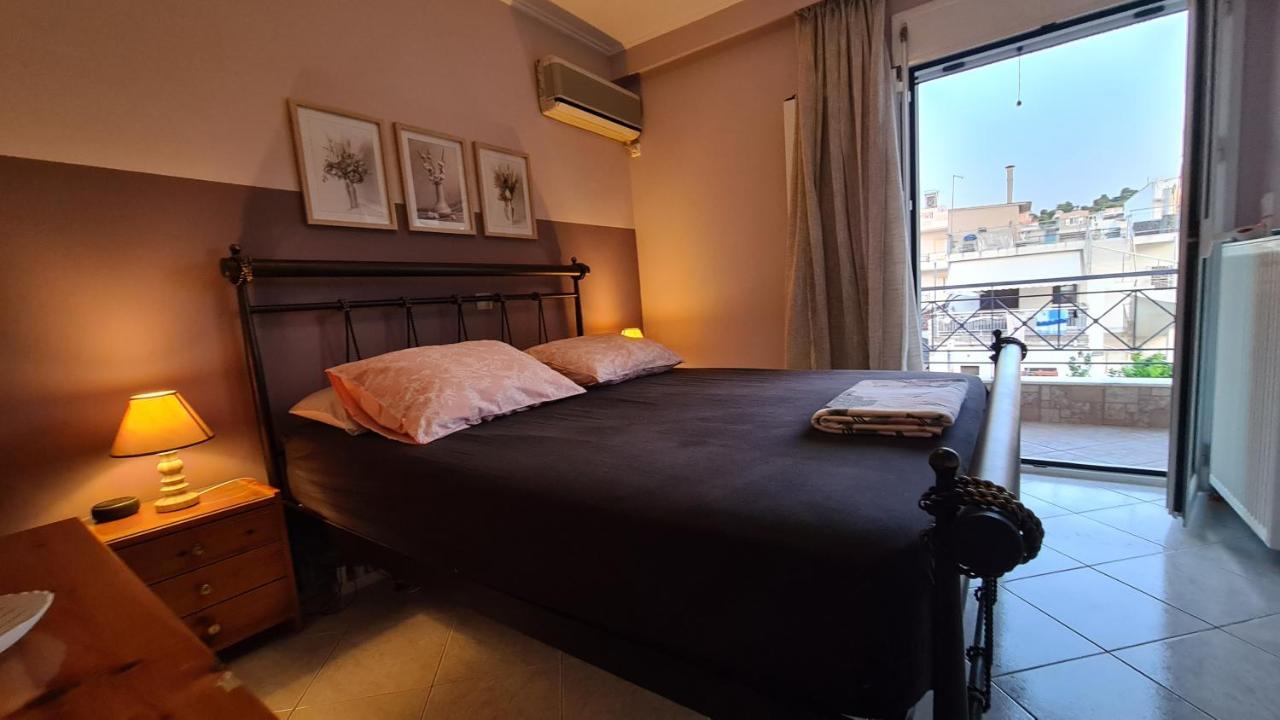 Feels Like Apartment *
